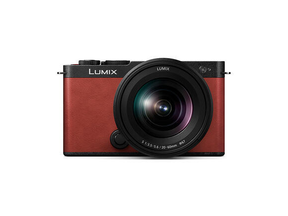 Panasonic LUMIX S9 red + Lumix 20-60mm f/3.5-5.61