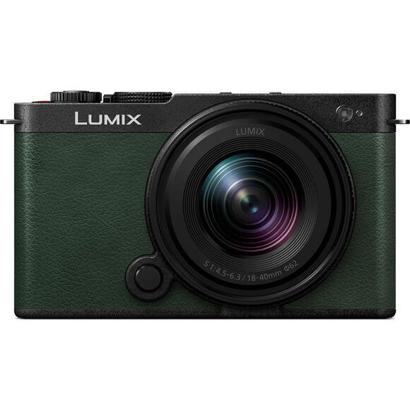 Panasonic LUMIX S9 olive + Lumix 18-40mm f/4.5-6.31