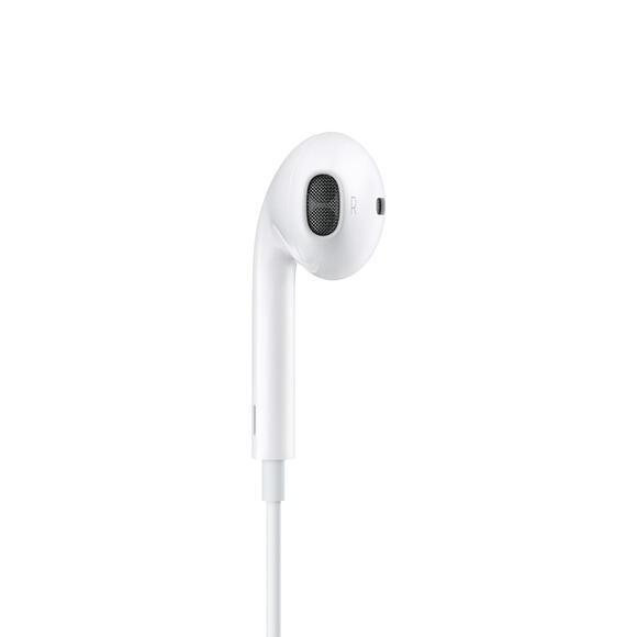 Apple EarPods with USB-C Connector2