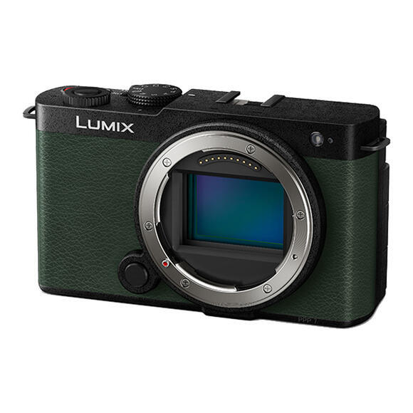 Panasonic LUMIX S9 body olive2