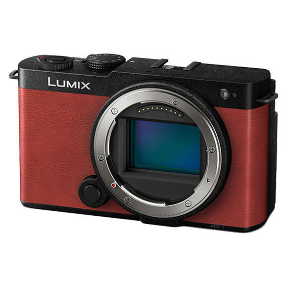 Panasonic LUMIX S9 body red2