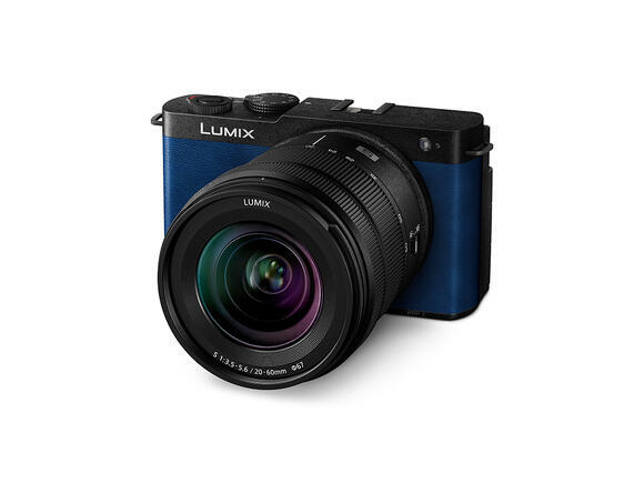 Panasonic LUMIX S9 blue + Lumix 20-60mm f/3.5-5.62