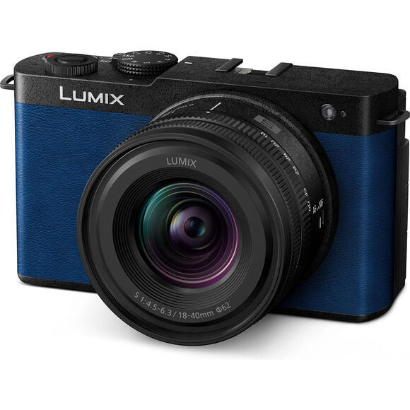 Panasonic LUMIX S9 blue + Lumix 18-40mm f/4.5-6.32