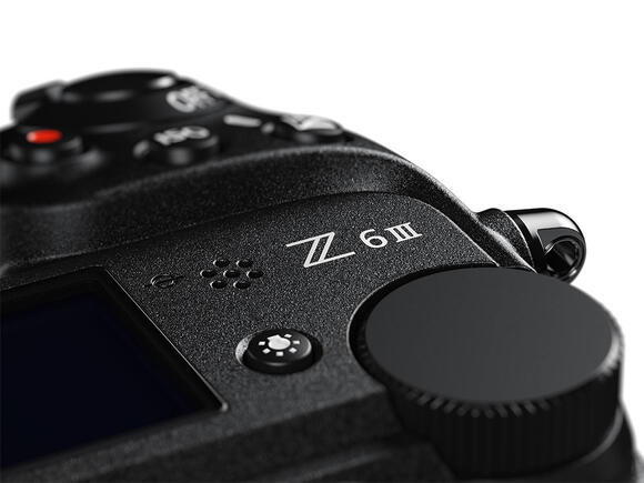 Nikon Z 6III body3