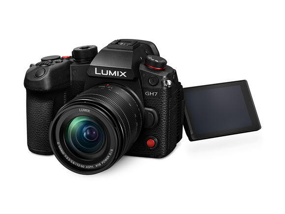 Panasonic Lumix DMC-GH7 + Lumix 12-60 mm G f3.5-5.3