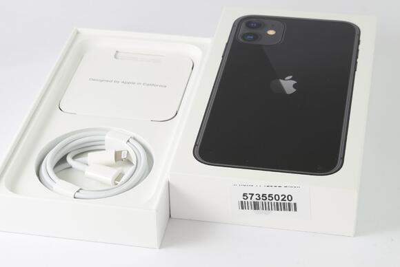 iPhone 11 128GB Black5