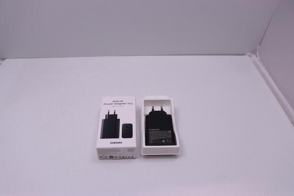 Samsung EP-T6530NBEG Power Adapter Trio 65W, Black7